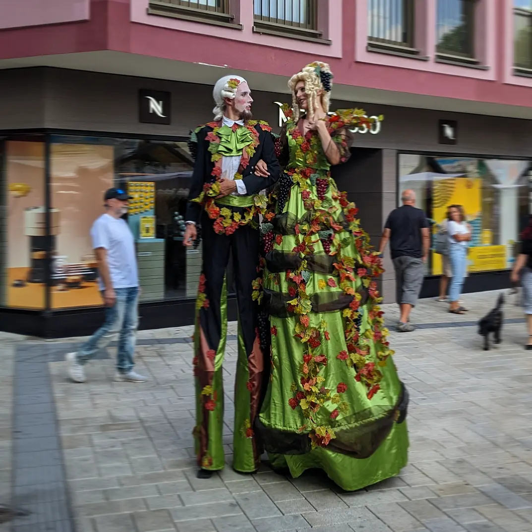 Auf Stelzen